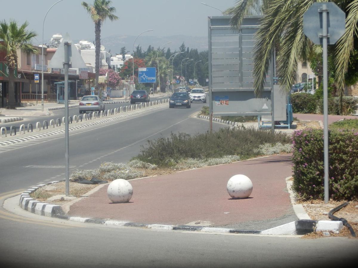 Byreva Apartments Paphos Exteriér fotografie