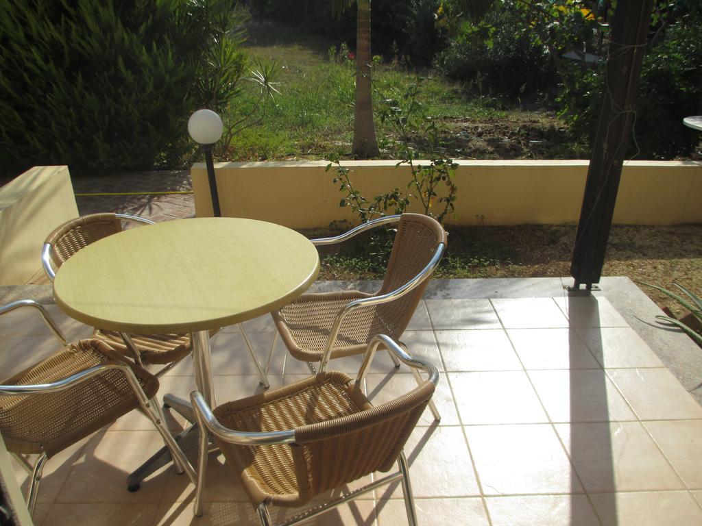 Byreva Apartments Paphos Pokoj fotografie